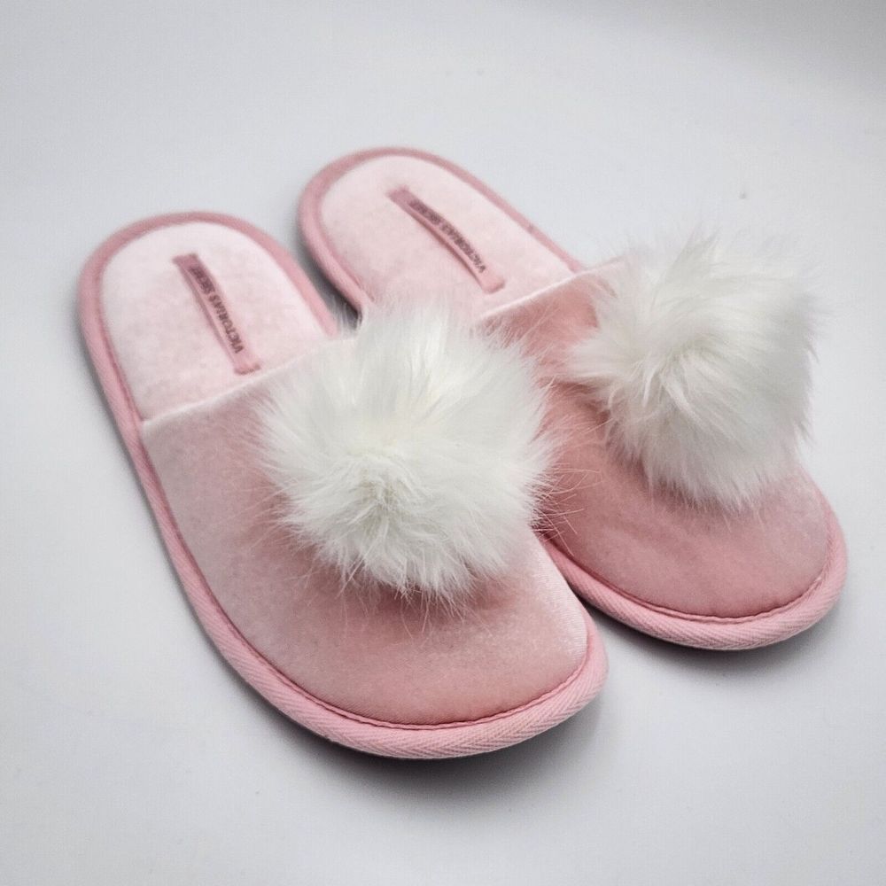 New Victoria's Secret Pom Pom Slippers Pink White Women's Size‎ Medium